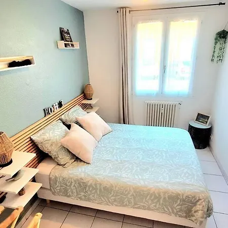 Avec Parking Apartman