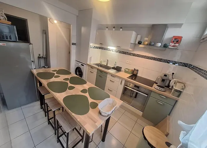 Avec Parking Apartament Carcassonne