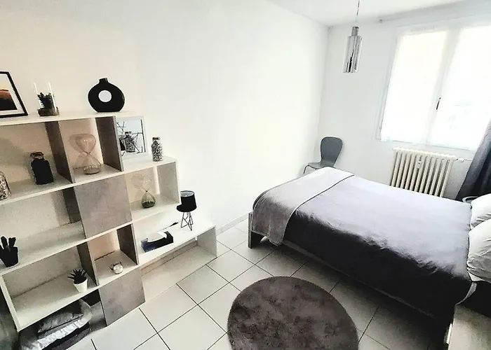 Avec Parking Apartament Carcassonne