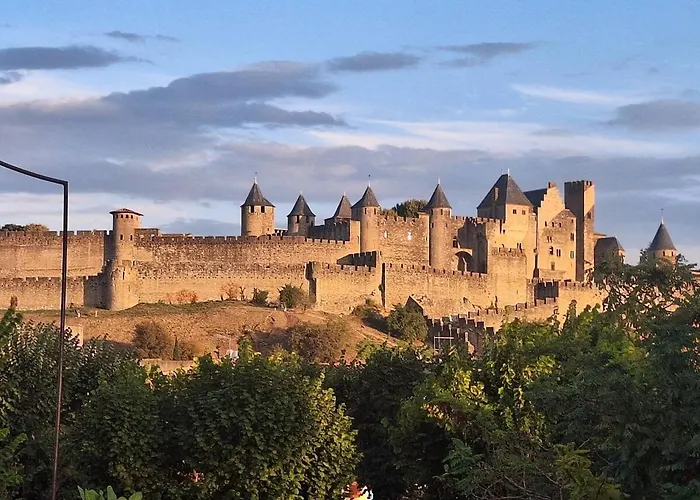 Lägenhet Avec Parking Carcassonne