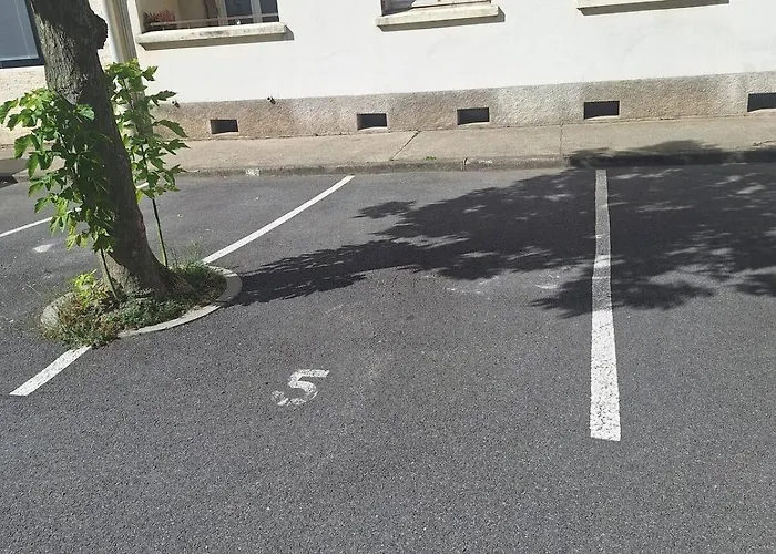 Avec Parking Apartament *